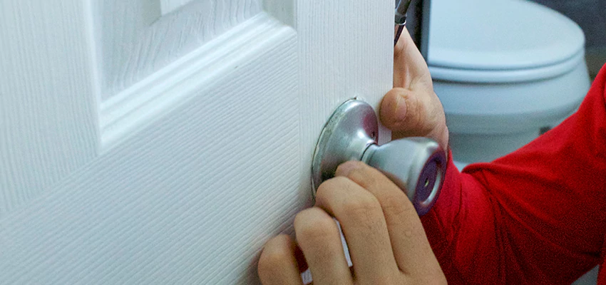 Vintage Door Knob Replacement in Norwalk, CA